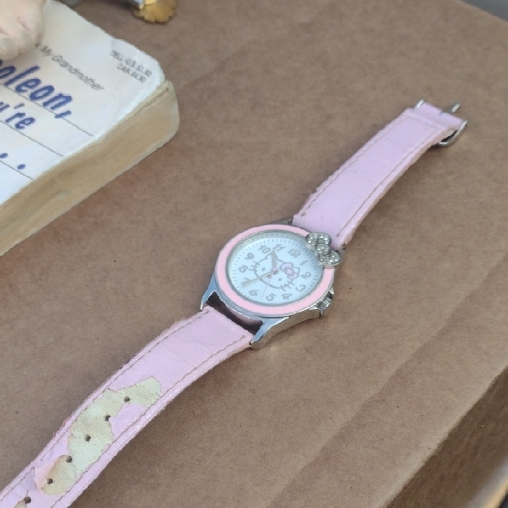 Pink Hello Kitty Watch